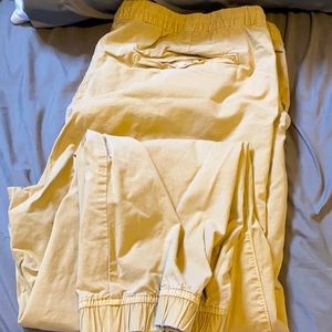 Men’s American Eagle jogger